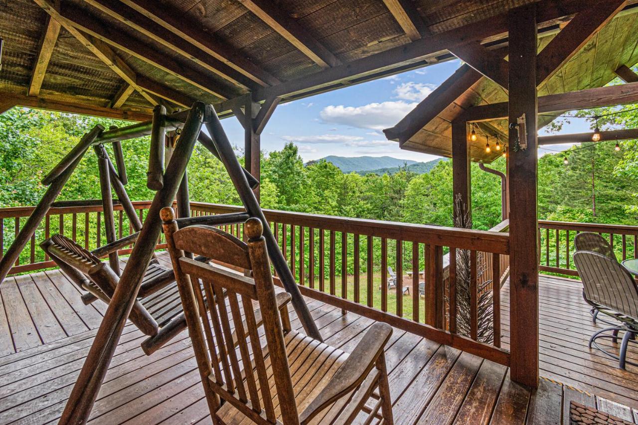 בלו רידג' Incredible Views! - Pet Friendly - Aska Adventure Area - Bearfoot Bungalow מראה חיצוני תמונה