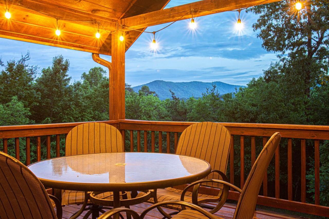 בלו רידג' Incredible Views! - Pet Friendly - Aska Adventure Area - Bearfoot Bungalow מראה חיצוני תמונה