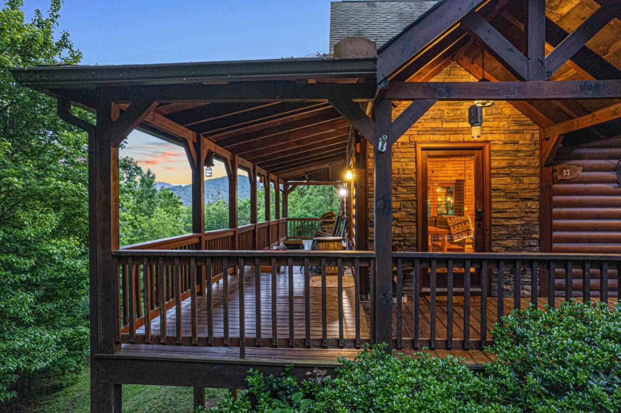 בלו רידג' Incredible Views! - Pet Friendly - Aska Adventure Area - Bearfoot Bungalow מראה חיצוני תמונה